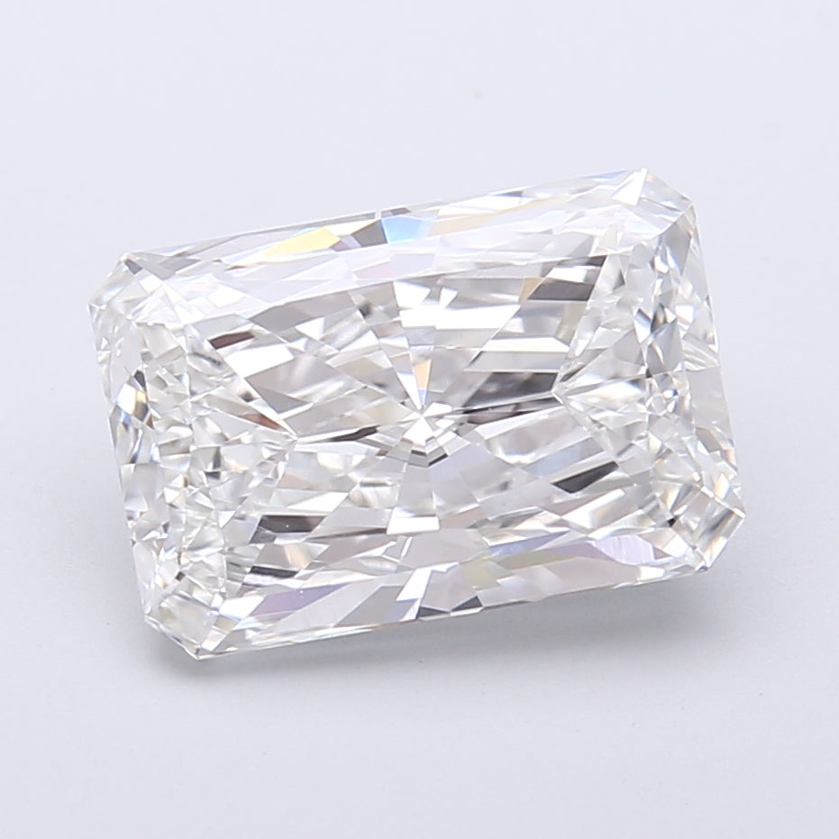 4.24 Carat Radiant Shaped, Very Good Cut, E Color, VVS2 Clarity, IGI Certified Lab Grown Diamond