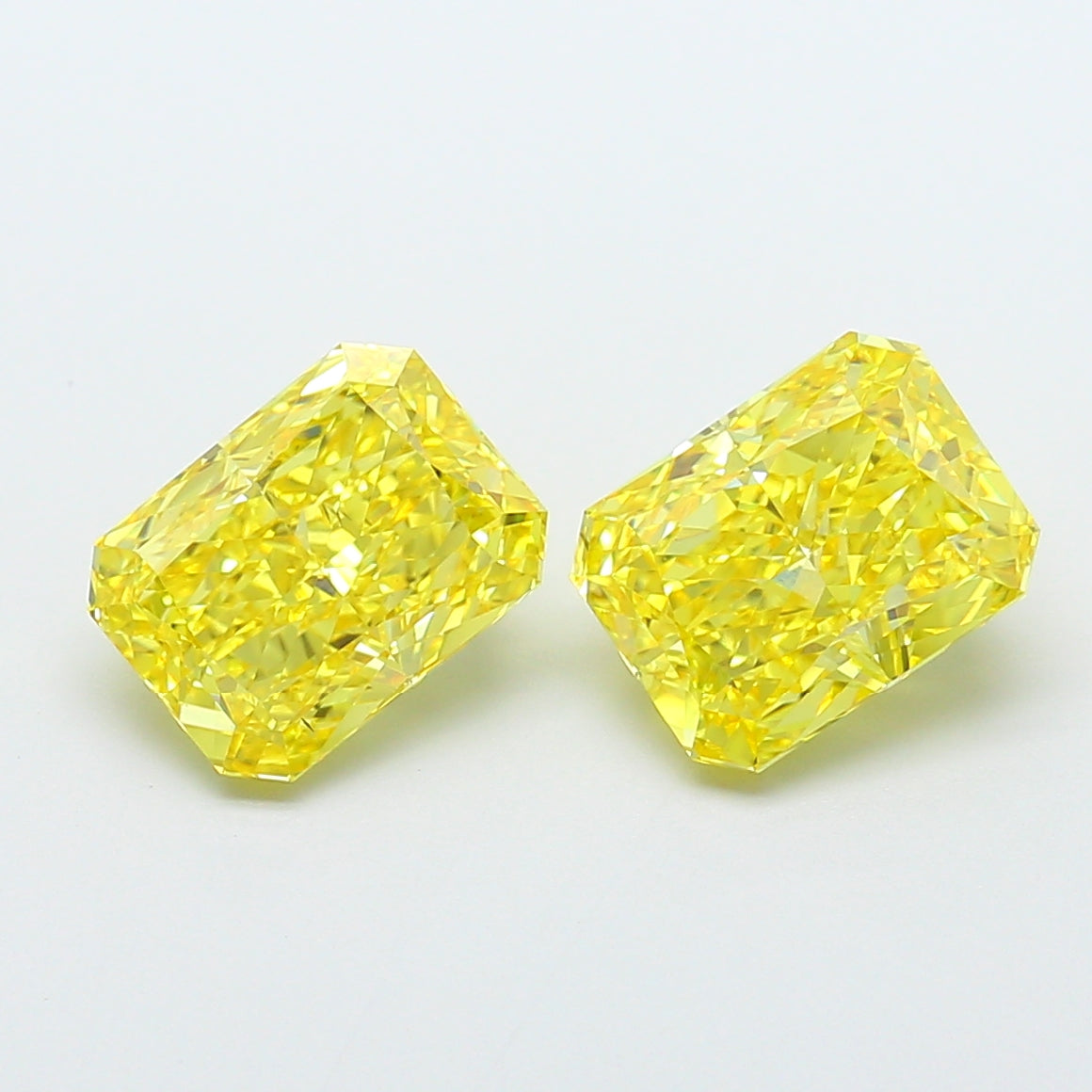 2.51 Carat Radiant Shaped, Excellent Cut, VVS2 Clarity, IGI Certified Lab Grown Diamond
