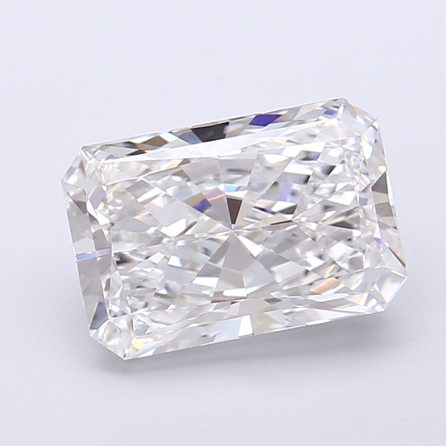 4.02 Carat Radiant Shaped, Very Good Cut, E Color, VVS2 Clarity, IGI Certified Lab Grown Diamond
