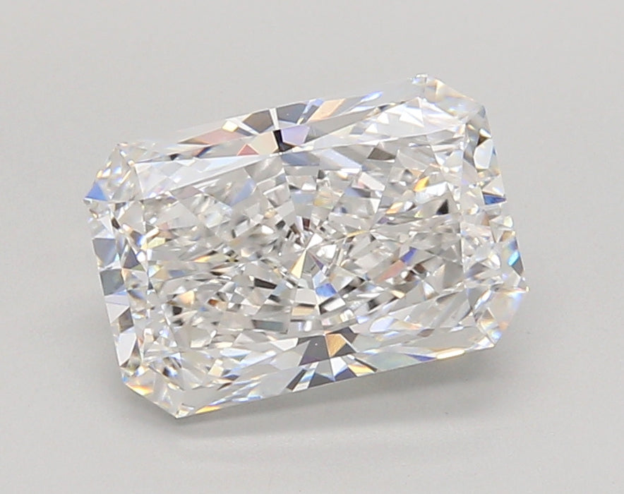 2.50 Carat Radiant Shaped, Ideal Cut, E Color, VVS2 Clarity, IGI Certified Lab Grown Diamond