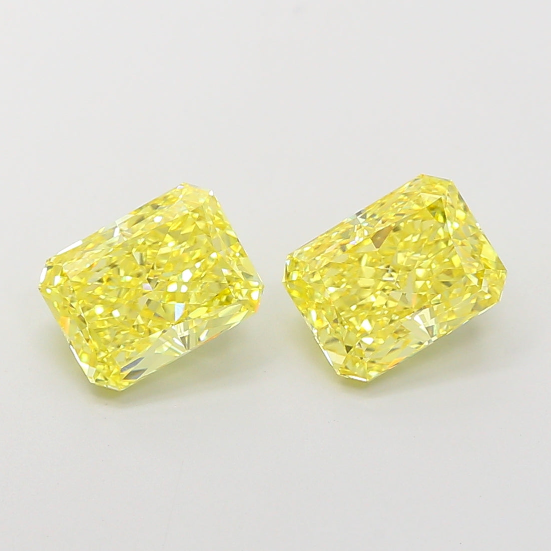 2.52 Carat Radiant Shaped, Excellent Cut, VVS2 Clarity, IGI Certified Lab Grown Diamond