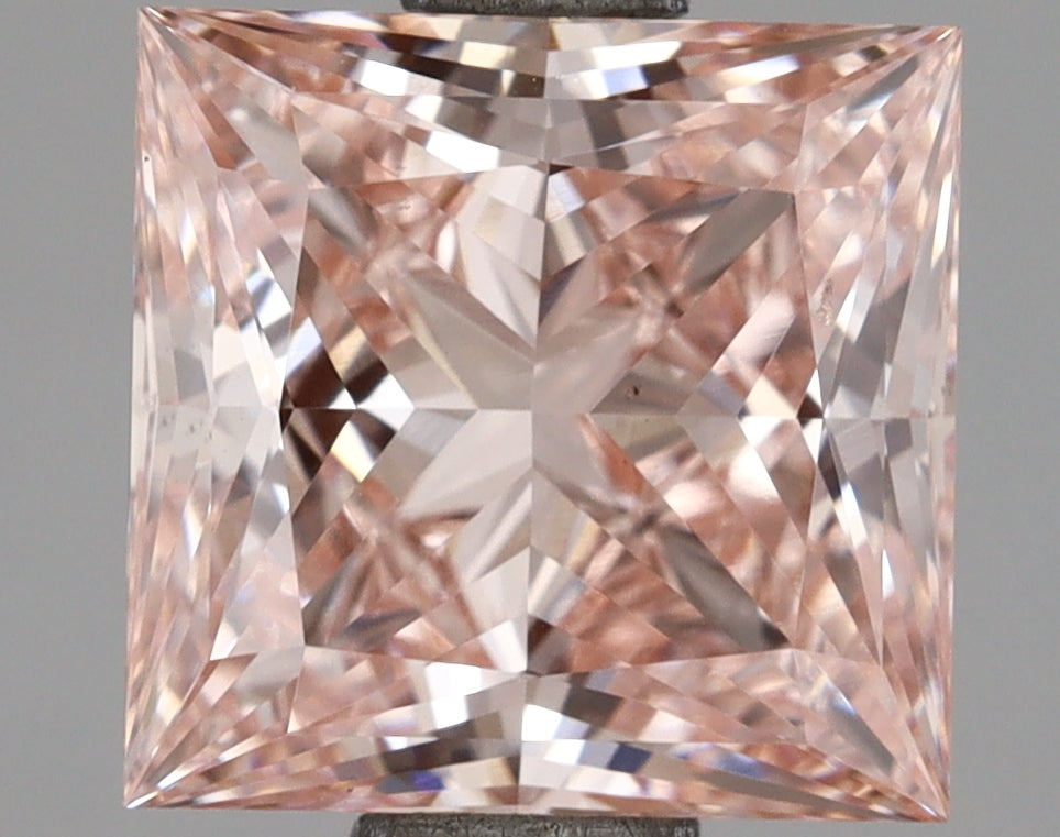 1.95 Carat Princess Shaped, Very Good Cut, VS1 Clarity, IGI Certified Lab Grown Diamond