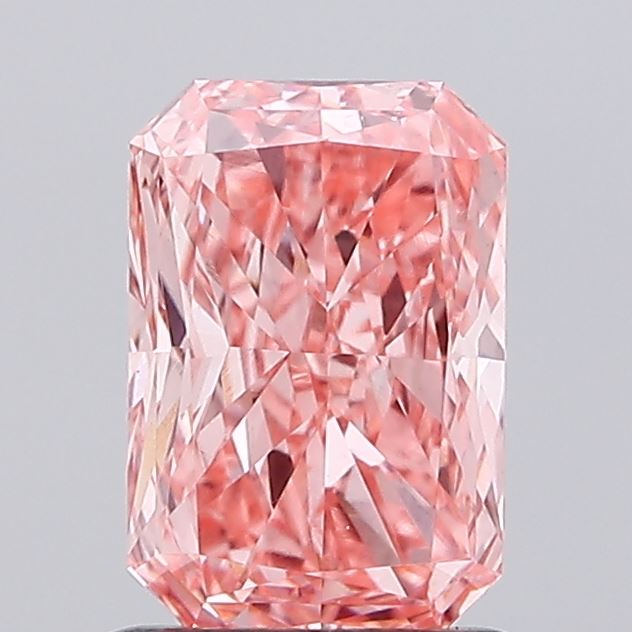 1.03 Carat Radiant Shaped, Excellent Cut, VVS2 Clarity, IGI Certified Lab Grown Diamond