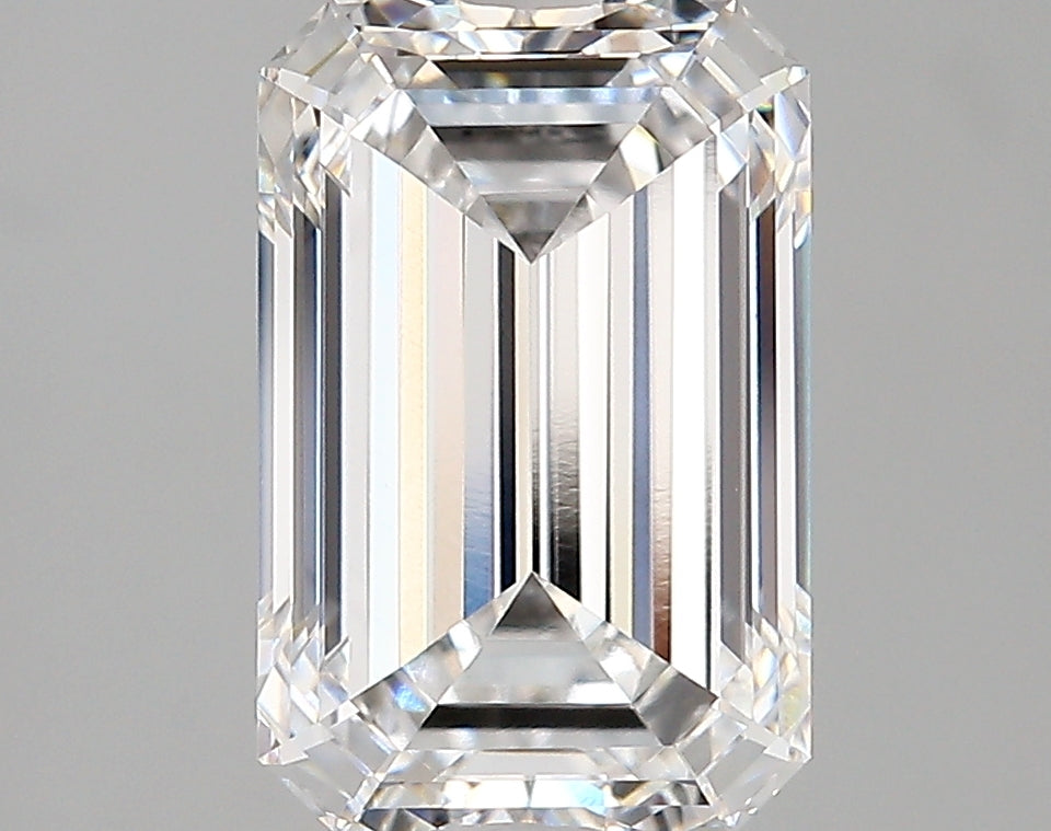 4.01 Carat Emerald Shaped, Very Good Cut, D Color, VVS1 Clarity, IGI Certified Lab Grown Diamond