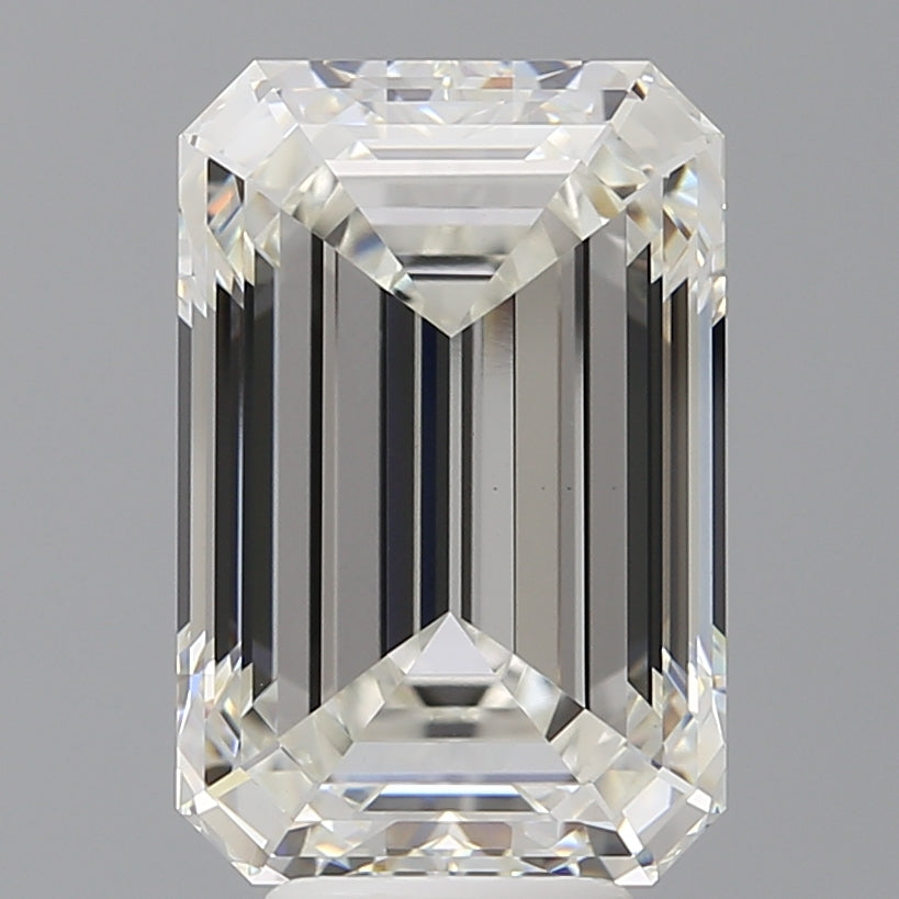 7.08 Carat Emerald Shaped, Ideal Cut, G Color, VVS2 Clarity, IGI Certified Lab Grown Diamond