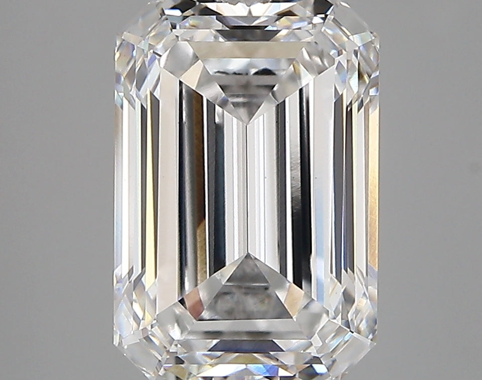 4.03 Carat Emerald Shaped, Very Good Cut, D Color, VS1 Clarity, IGI Certified Lab Grown Diamond