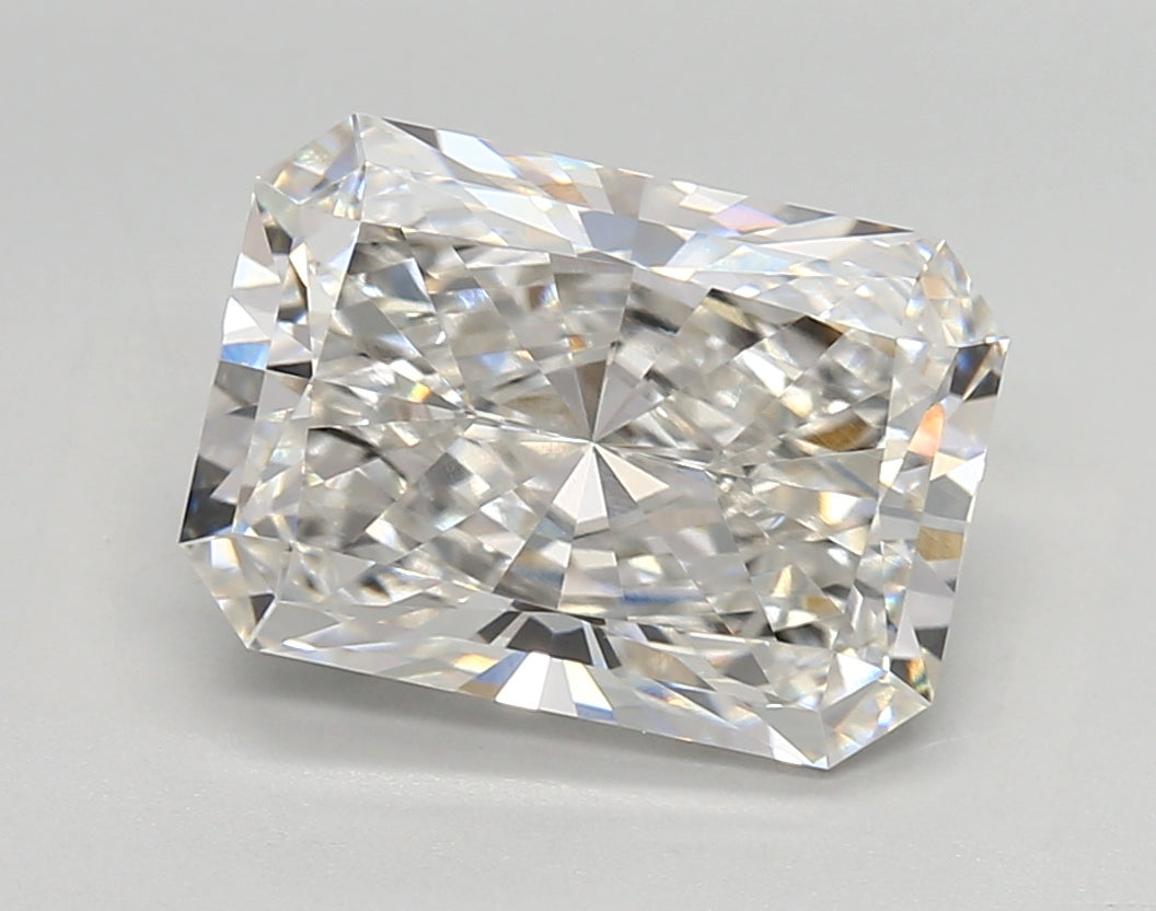 4.23 Carat Radiant Shaped, Very Good Cut, E Color, VVS1 Clarity, IGI Certified Lab Grown Diamond