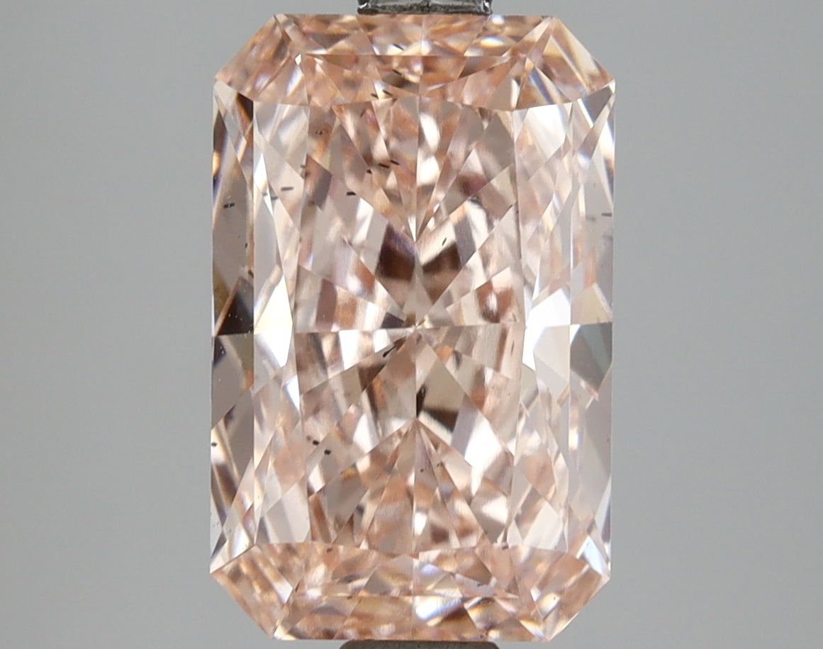 3.03 Carat Radiant Shaped, Excellent Cut, SI1 Clarity, IGI Certified Lab Grown Diamond