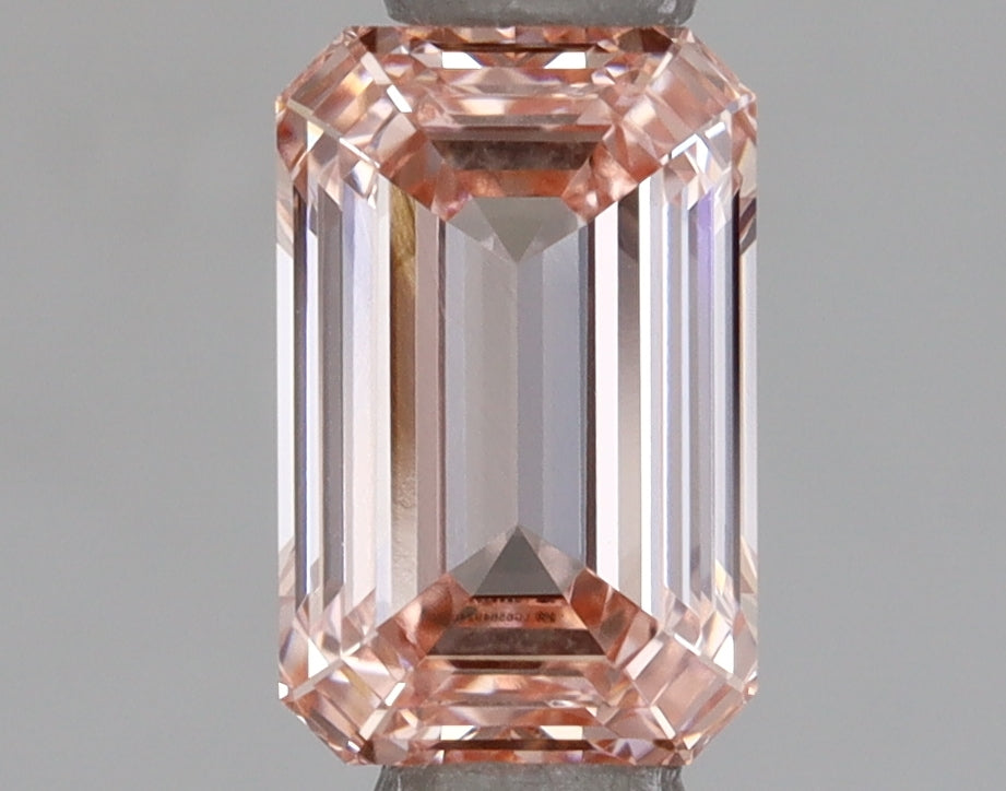 1.04 Carat Emerald Shaped, Ideal Cut, VVS2 Clarity, IGI Certified Lab Grown Diamond