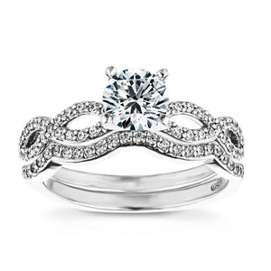  Vintage style lab-grown diamond engagement ring set