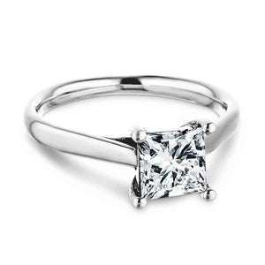  engagement ring 1.0ct Princess cut Lab-Grown Diamond in recycled 14K white gold
