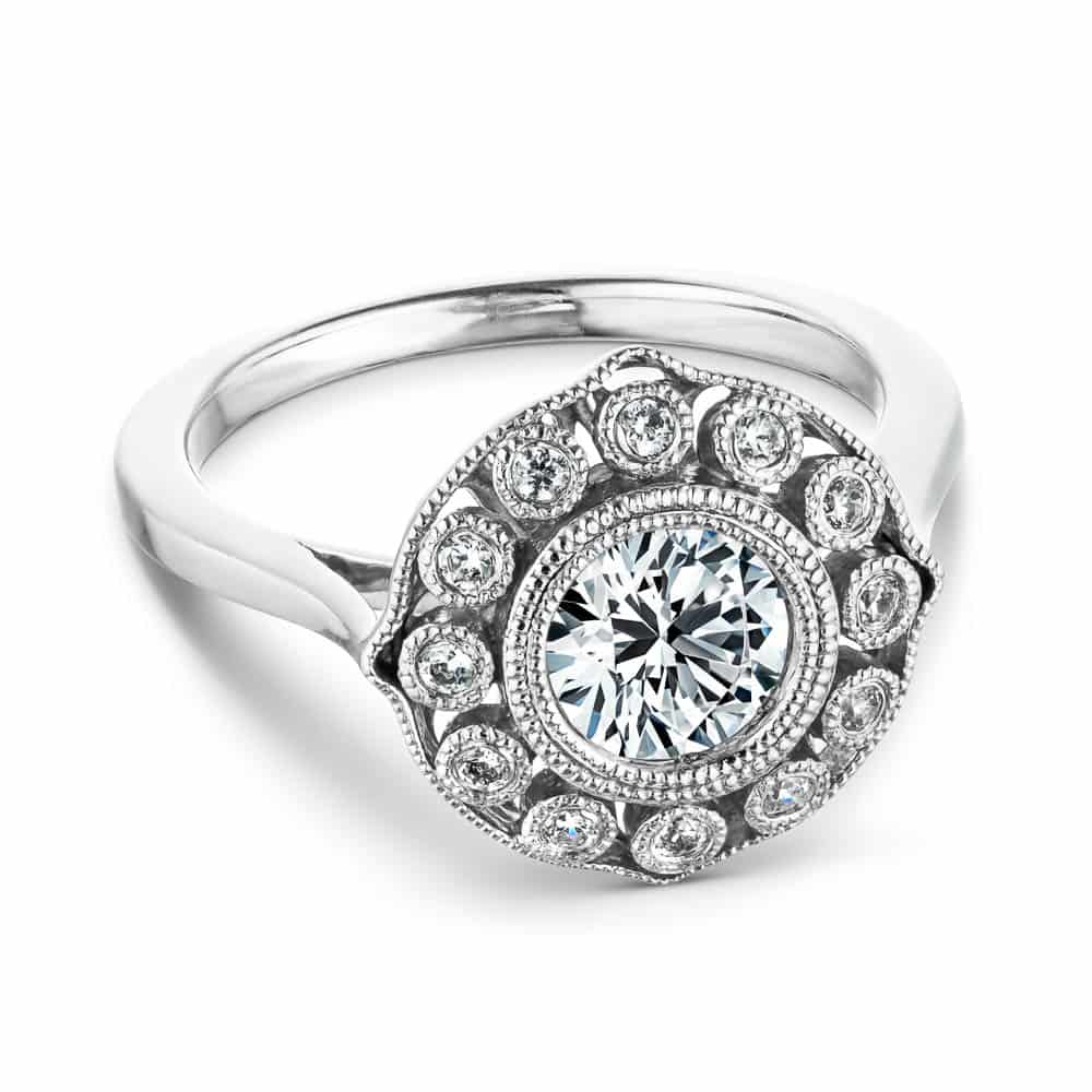 Round Antique Style Engagement Rings